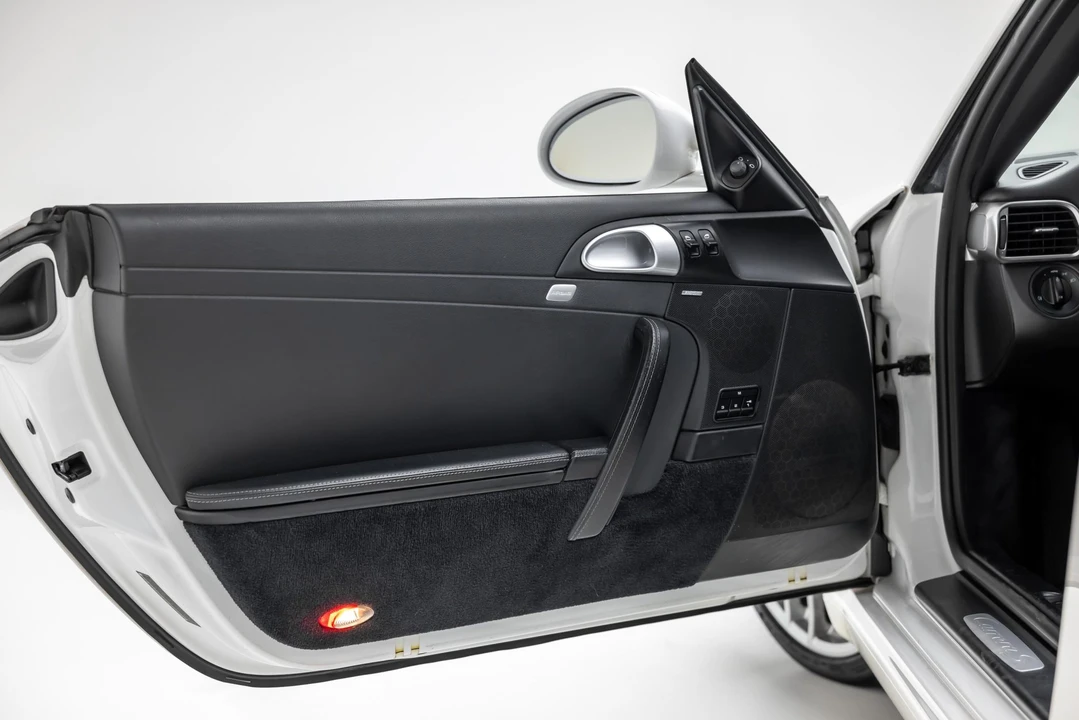 2009 Porsche 997 Carrera S - Image 28 of 31
