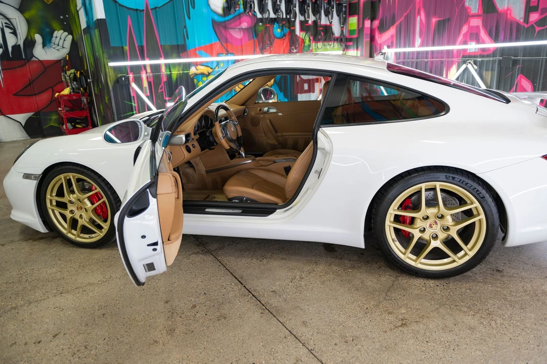 2009 Porsche 997 Carrera S - Image 16 of 31