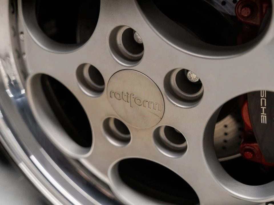 2009 Porsche - Image 28 of 31