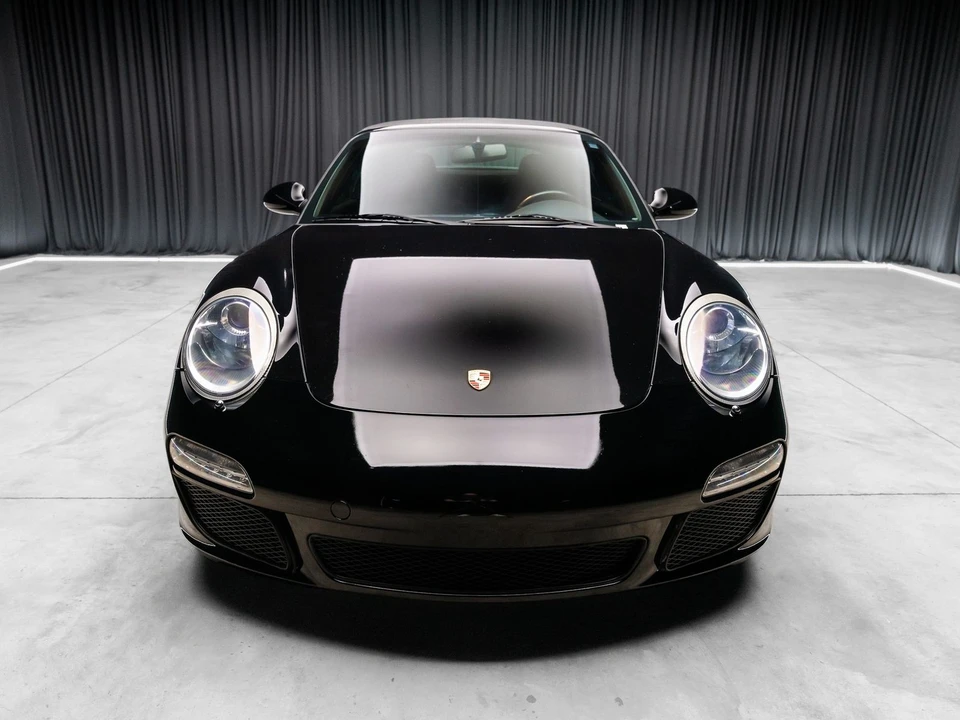 2009 Porsche - Image 10 of 31