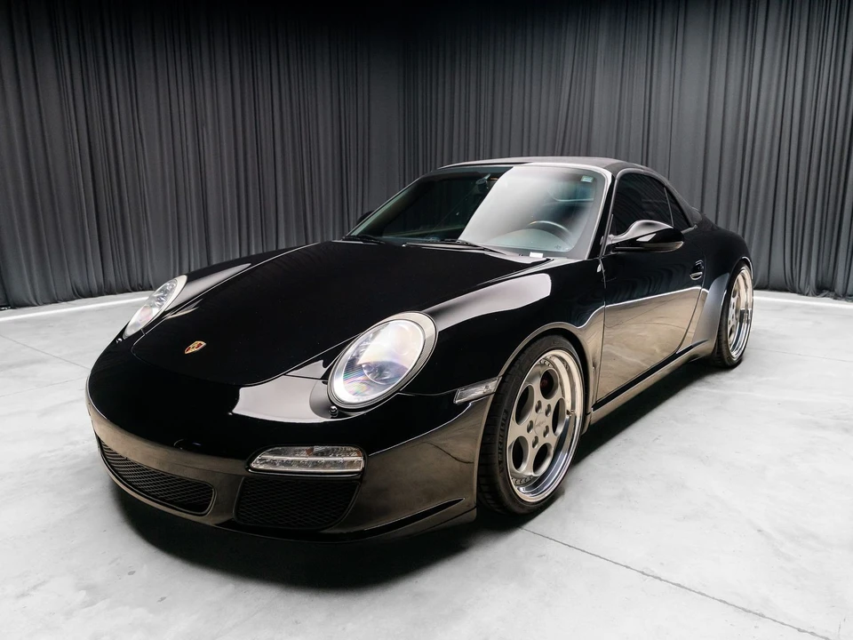 2009 Porsche - Image 11 of 31