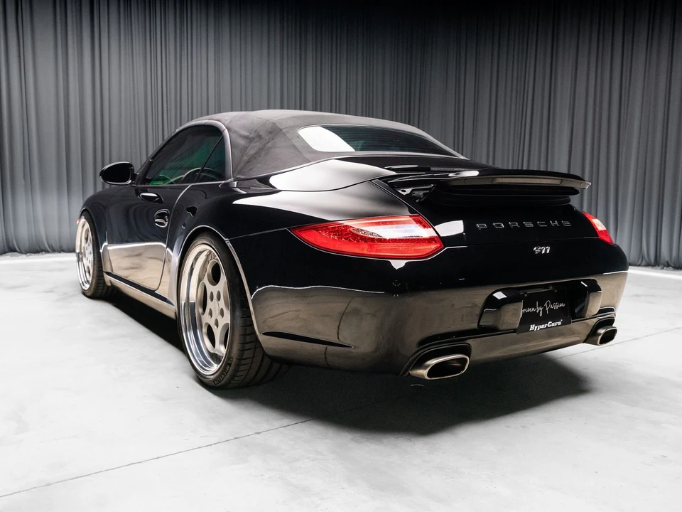 2009 Porsche - Image 4 of 31