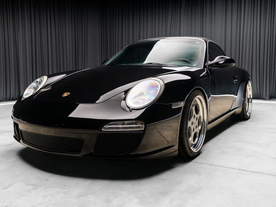 2009 Porsche - Image 26 of 31