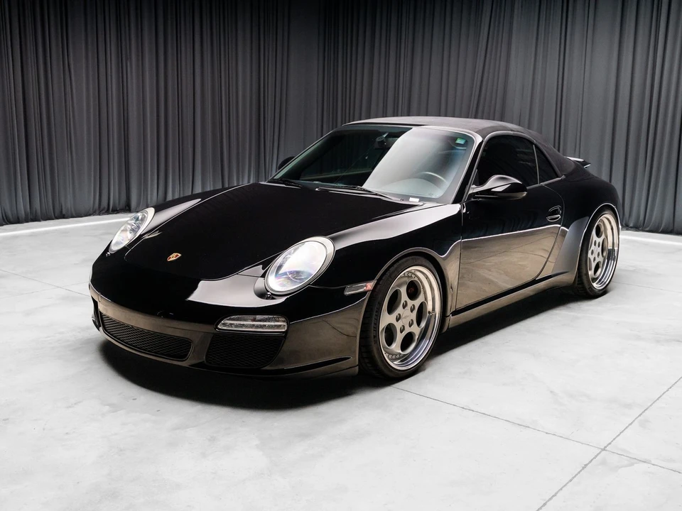 2009 Porsche - Image 24 of 31