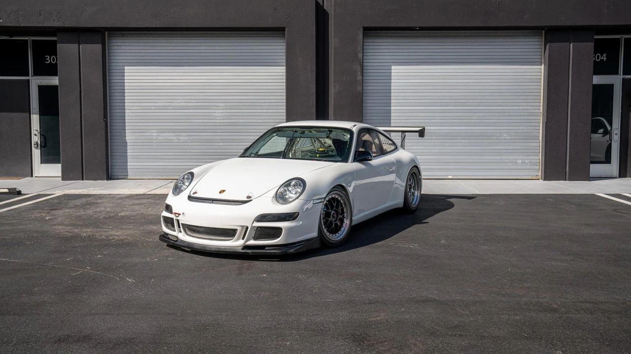 2009 Porsche 997 GT3 - Image 2 of 31