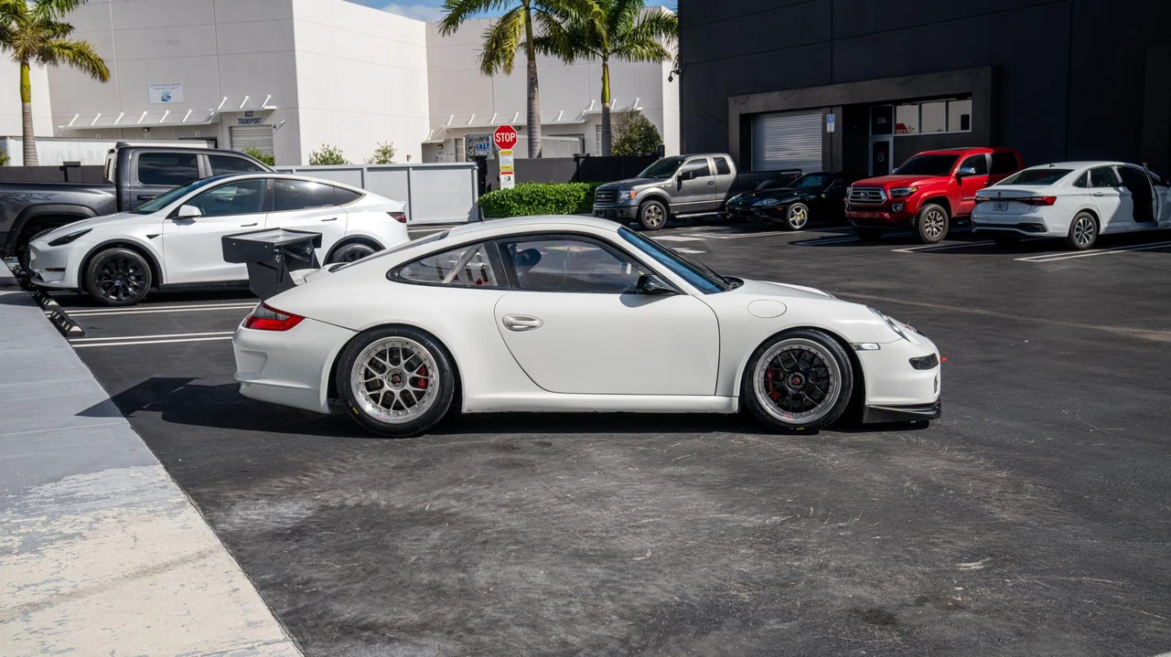 2009 Porsche 997 GT3 - Image 8 of 31