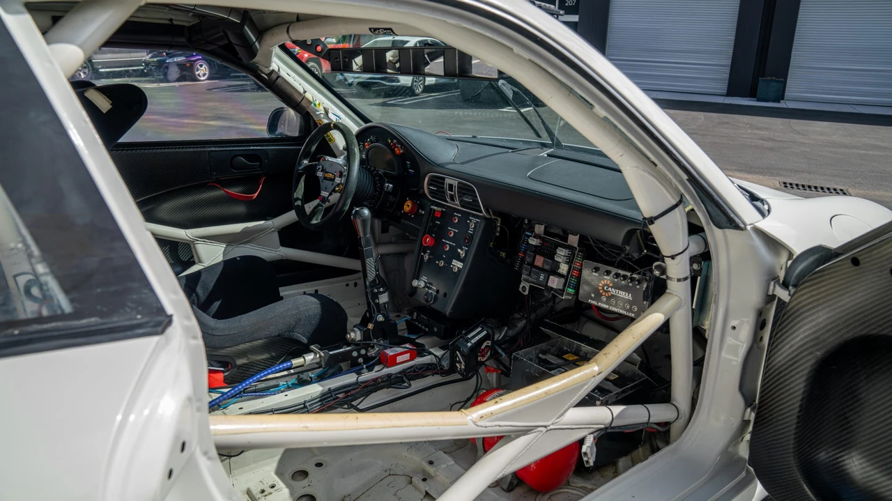 2009 Porsche 997 GT3 - Image 26 of 31