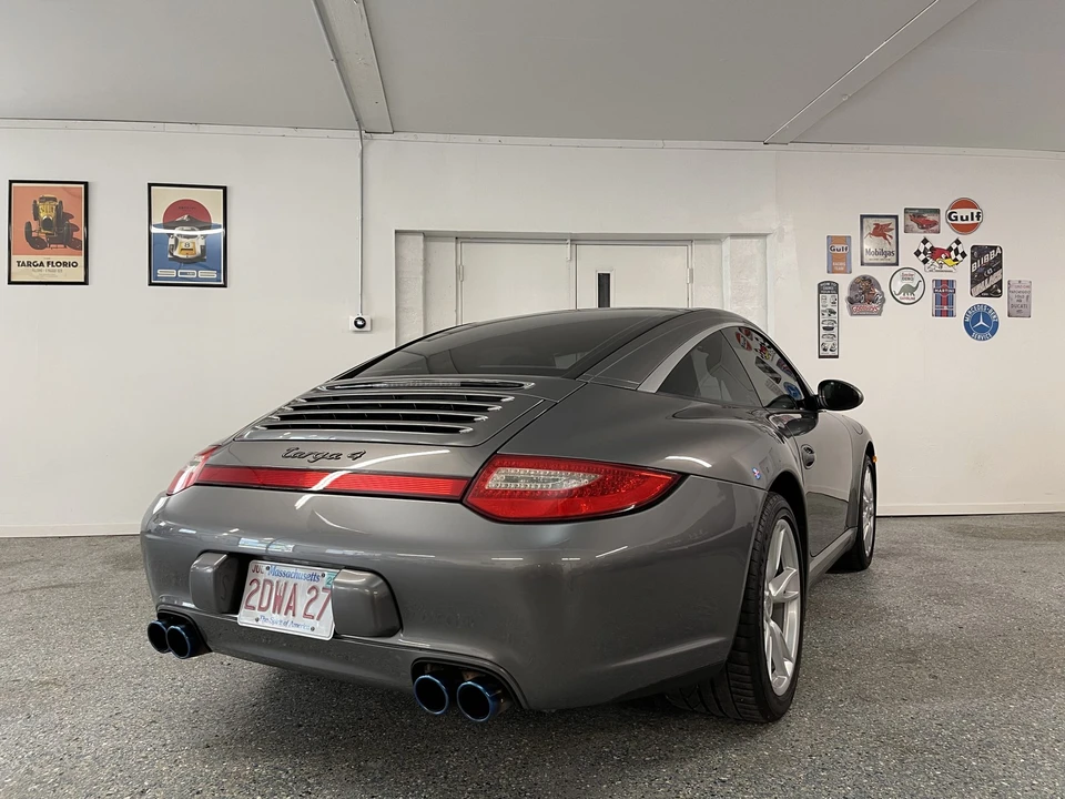 2009 Porsche 997 Carrera - Image 27 of 31