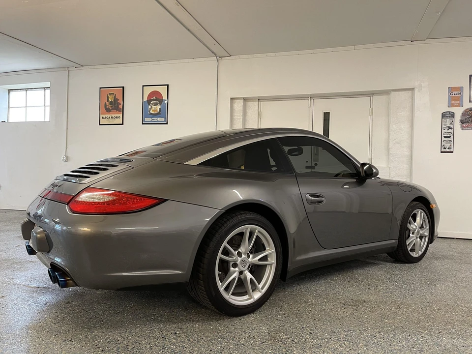 2009 Porsche 997 Carrera - Image 15 of 31