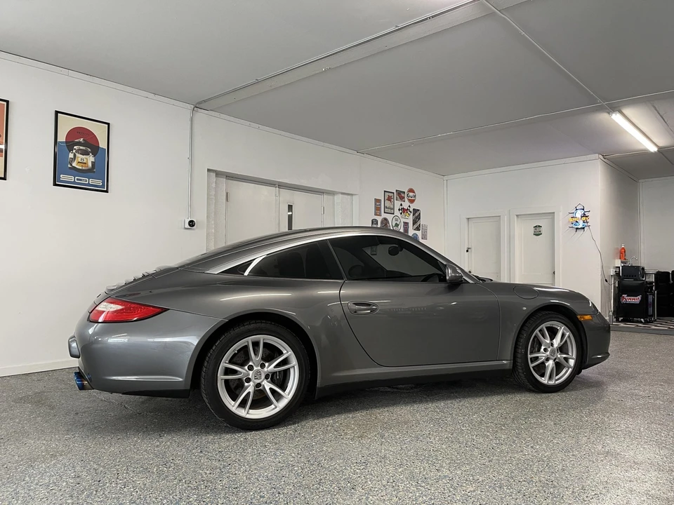 2009 Porsche 997 Carrera - Image 10 of 31
