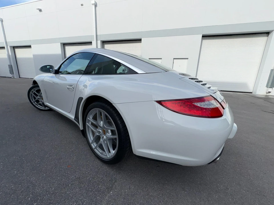 2009 Porsche 997 Targa - Image 9 of 31
