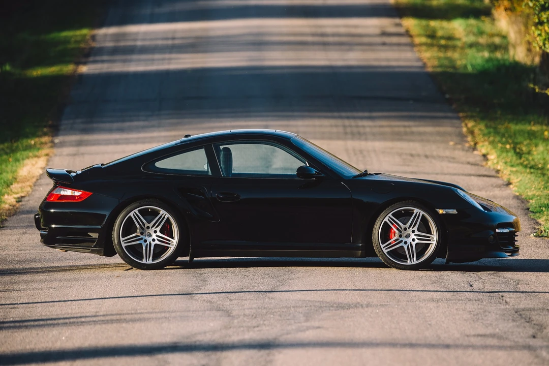 2009 Porsche 997 Turbo - Image 8 of 31