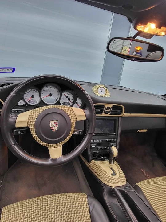 2009 Porsche 997 Turbo - Image 13 of 20