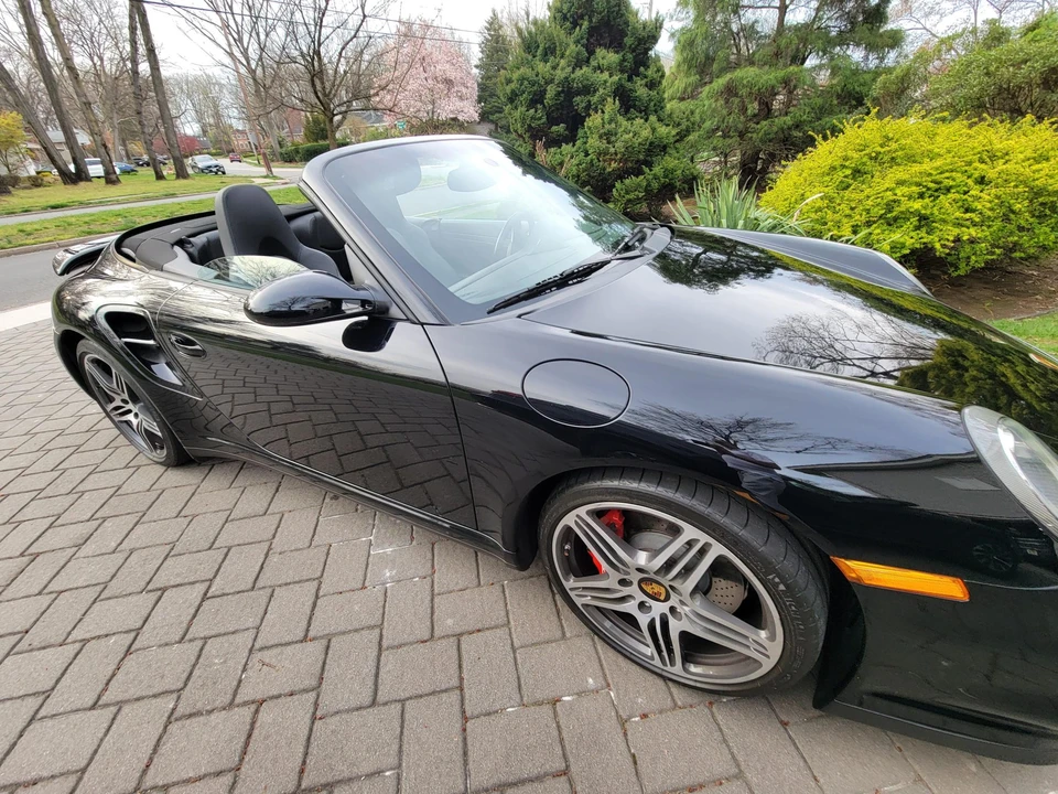 2009 Porsche 997 Turbo - Image 16 of 31
