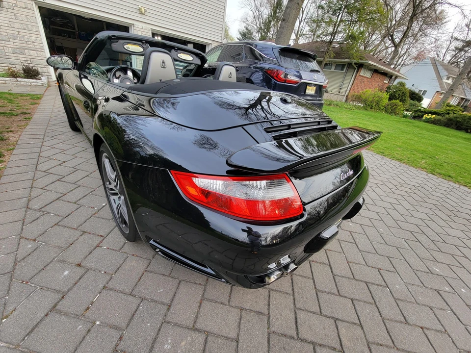 2009 Porsche 997 Turbo - Image 25 of 31
