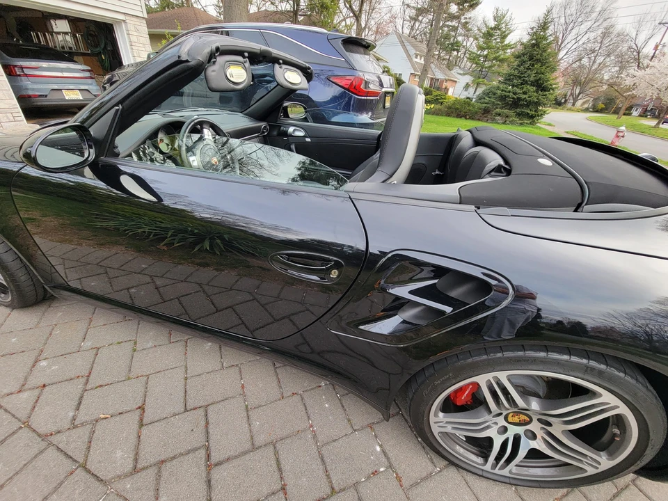 2009 Porsche 997 Turbo - Image 28 of 31