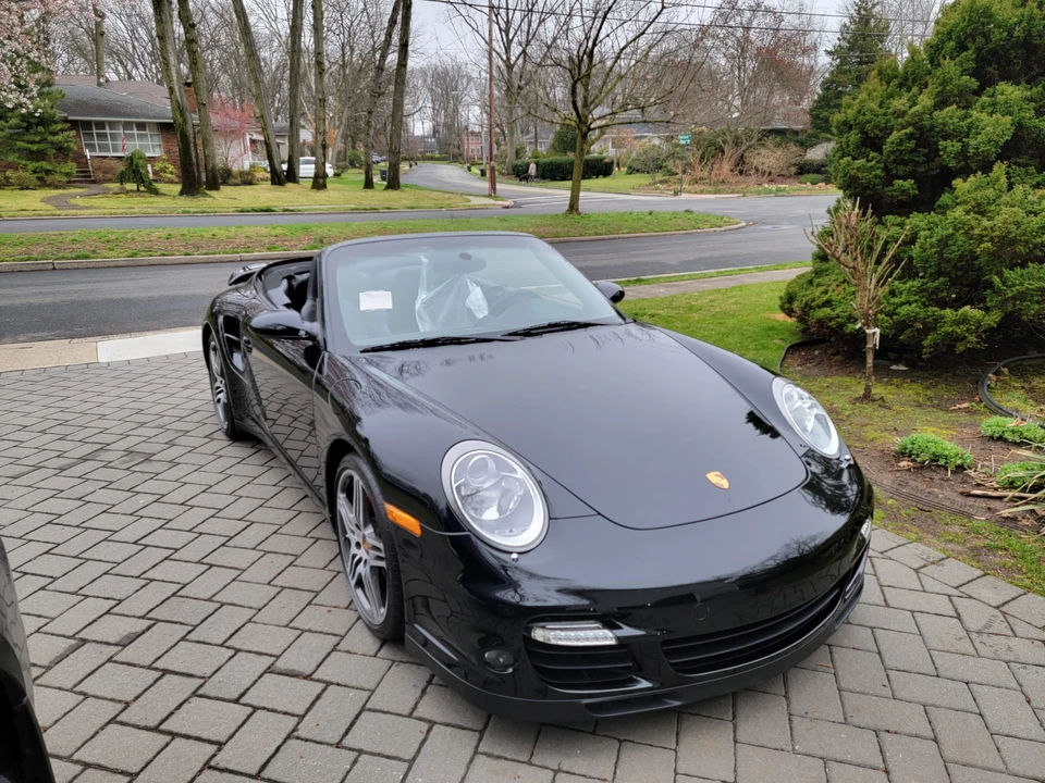 2009 Porsche 997 Turbo - Image 11 of 31