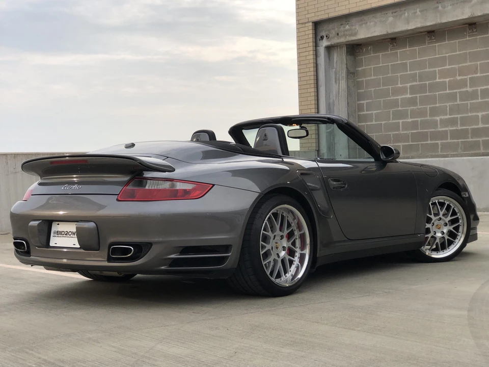 2009 Porsche 997 Turbo - Image 15 of 31