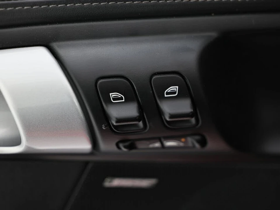 2009 Porsche 997 Turbo - Image 22 of 31