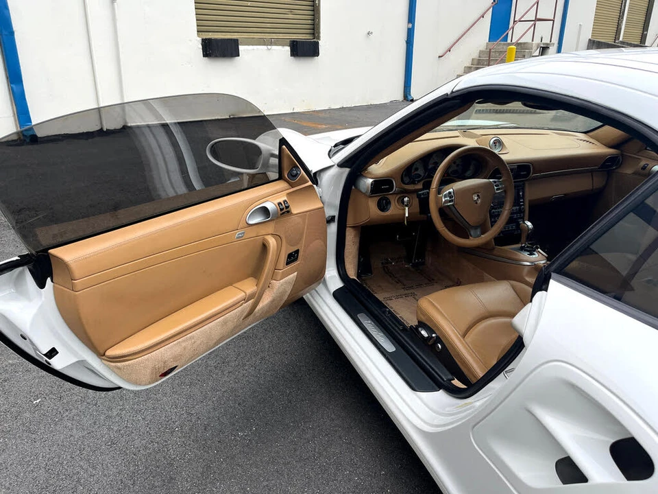 2009 Porsche 997 Turbo - Image 11 of 31