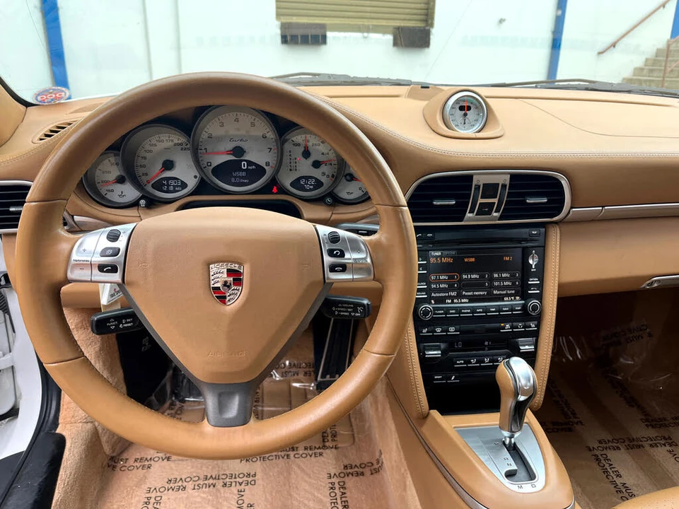 2009 Porsche 997 Turbo - Image 18 of 31