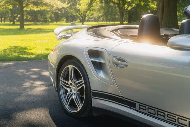2009 Porsche 997 Turbo - Image 11 of 31
