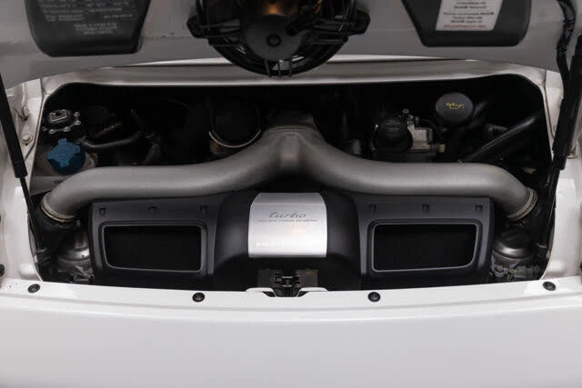 2009 Porsche 997 Turbo - Image 6 of 31