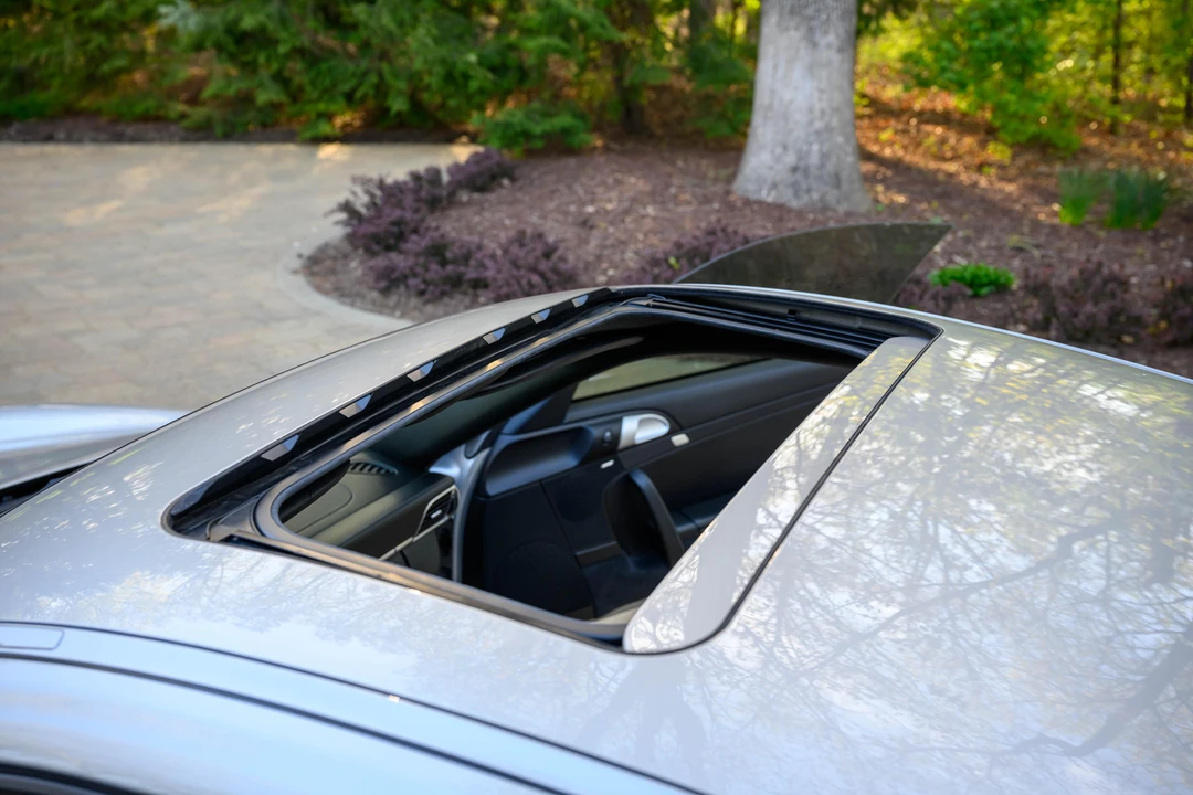 2009 Porsche 997 Turbo - Image 17 of 31