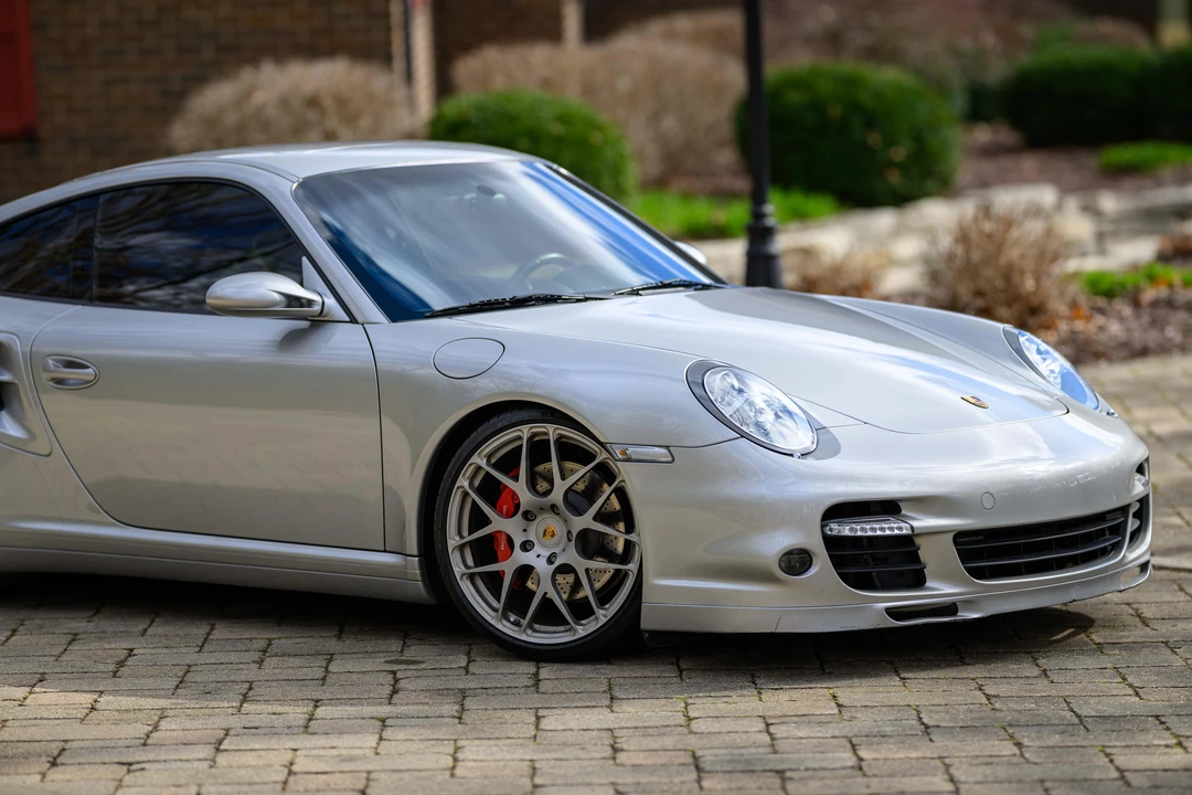 2009 Porsche 997 Turbo - Image 28 of 31