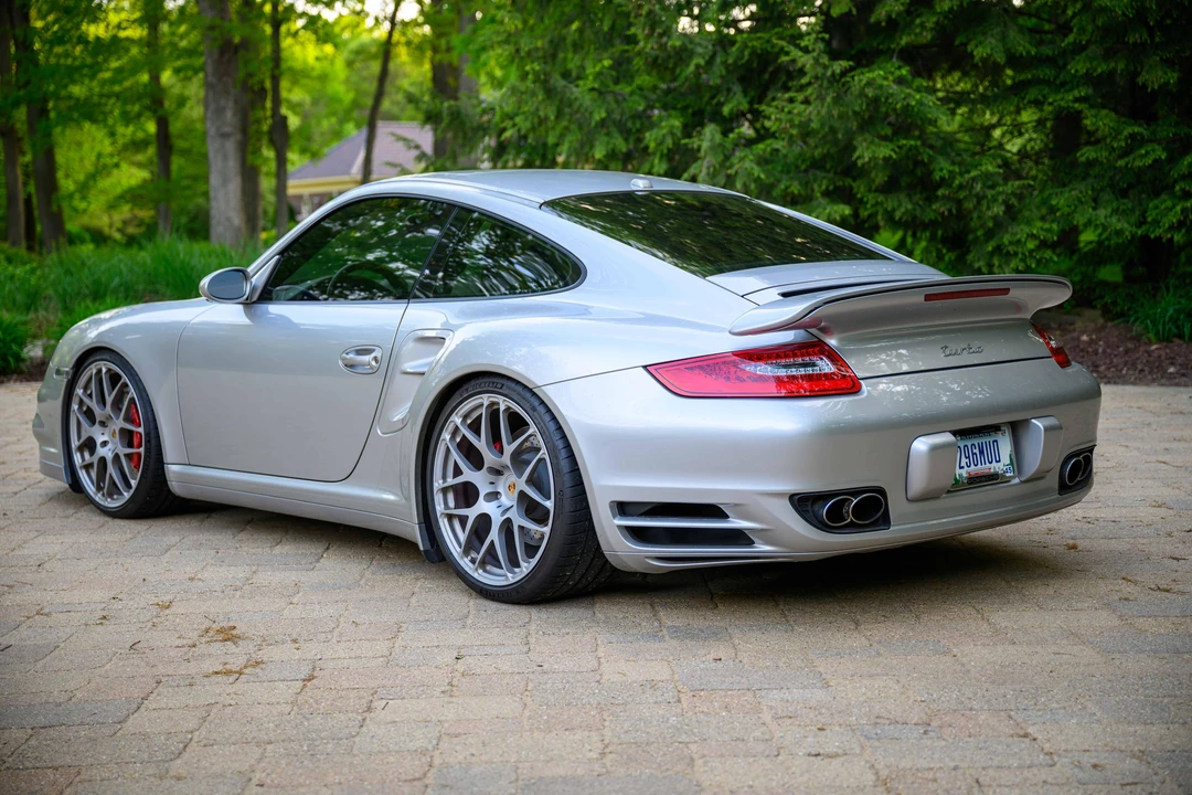 2009 Porsche 997 Turbo - Image 9 of 31