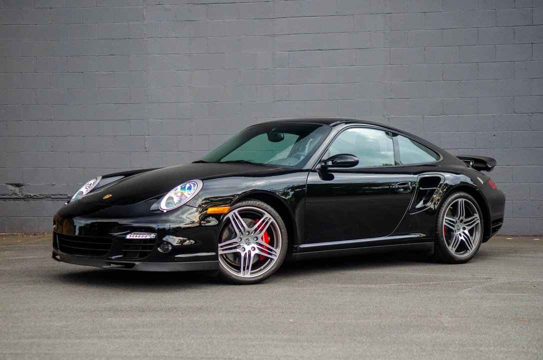 2009 Porsche 997 Turbo - Image 15 of 31