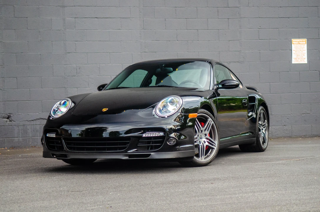 2009 Porsche 997 Turbo - Image 9 of 31