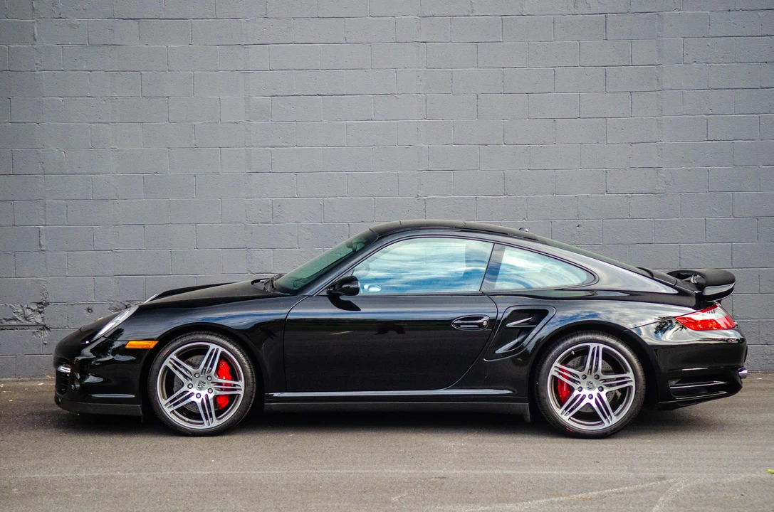 2009 Porsche 997 Turbo - Image 18 of 31