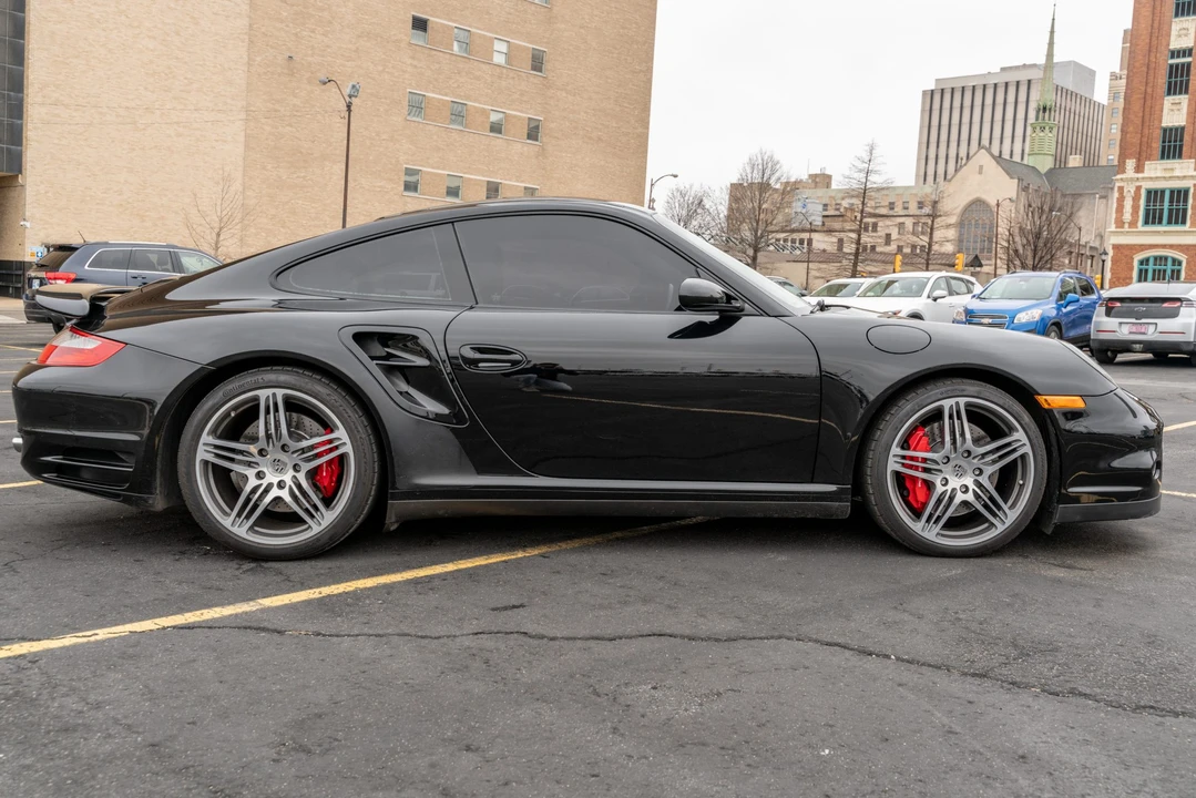 2009 Porsche 997 Turbo - Image 14 of 31