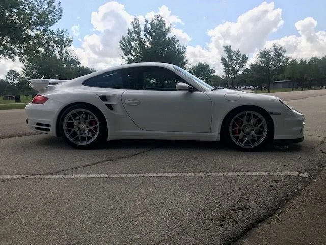 2009 Porsche 997 Turbo - Image 16 of 31
