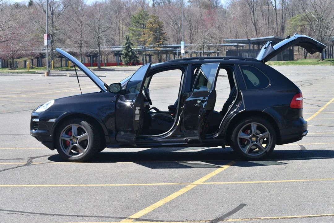 2009 Porsche 955/957 Cayenne GTS - Image 6 of 29