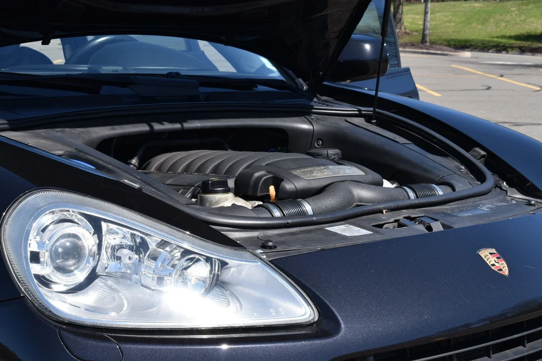 2009 Porsche 955/957 Cayenne GTS - Image 8 of 29
