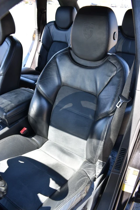 2009 Porsche 955/957 Cayenne GTS - Image 16 of 29