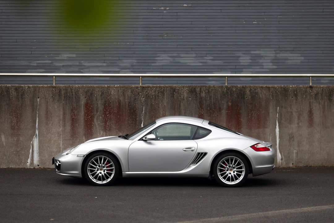 2009 Porsche 987 Cayman S - Image 12 of 31