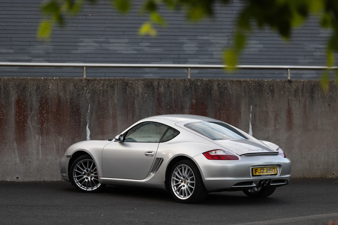 2009 Porsche 987 Cayman S - Image 13 of 31