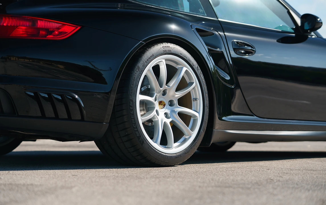 2009 Porsche 997 GT2 - Image 12 of 19