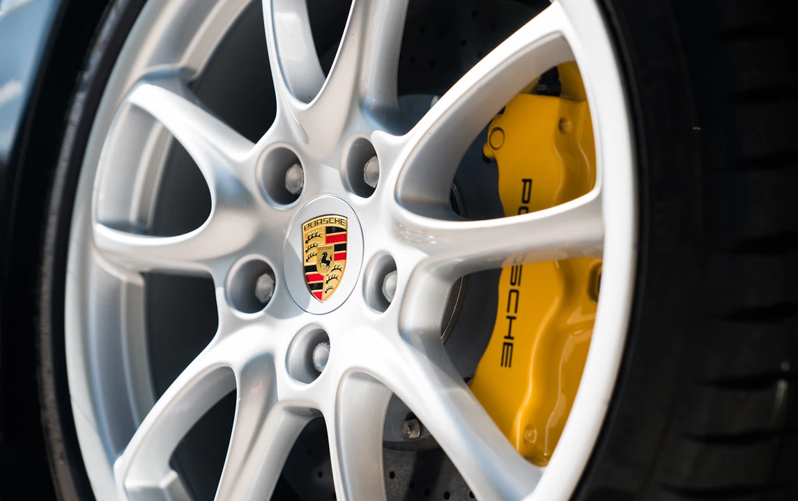 2009 Porsche 997 GT2 - Image 16 of 19