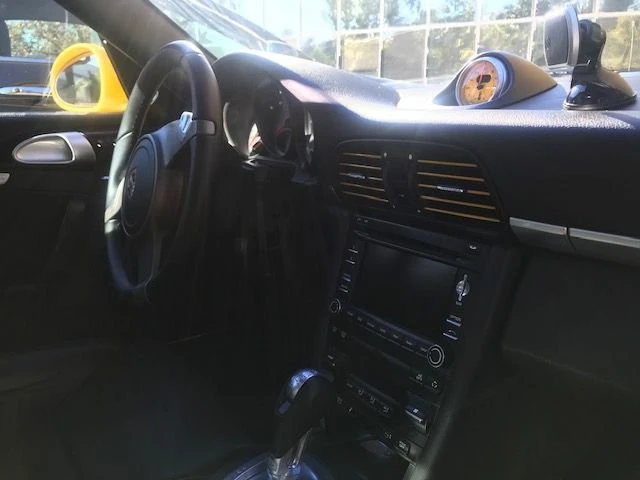 2009 Porsche 911 - Image 6 of 11