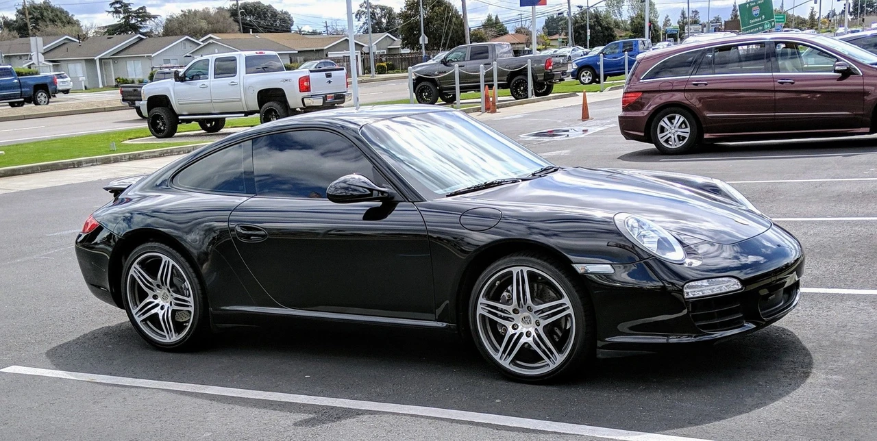 2009 Porsche 997 Carrera - Image 2 of 13