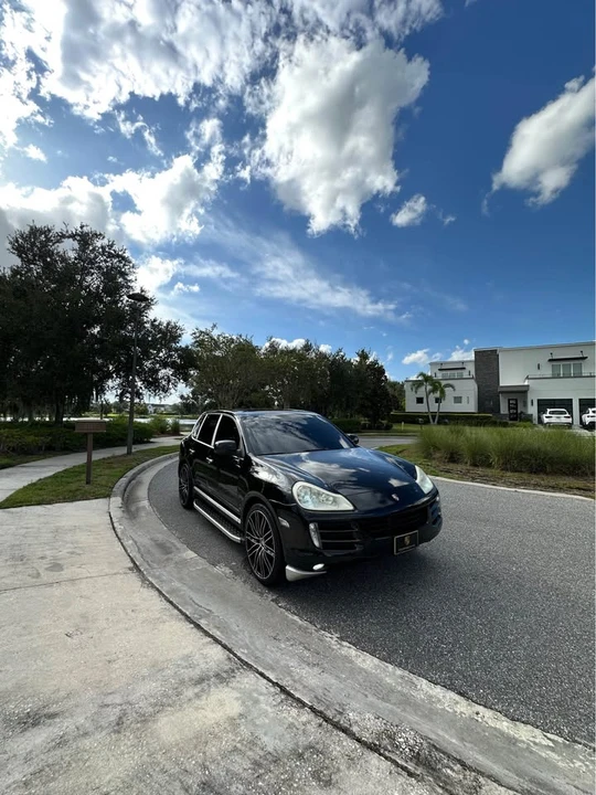 2009 Porsche 955/957 Cayenne - Image 3 of 17