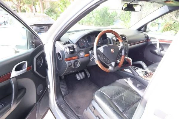 2009 Porsche 955/957 Cayenne - Image 17 of 21
