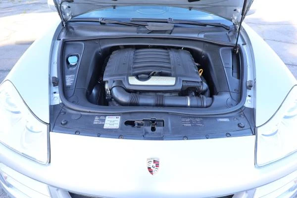 2009 Porsche 955/957 Cayenne - Image 16 of 21