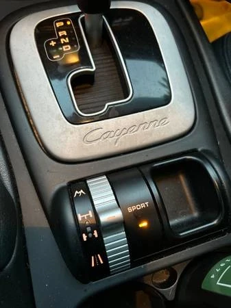 2009 Porsche 955/957 Cayenne - Image 16 of 17