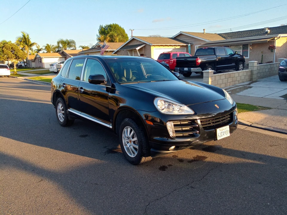 2009 Porsche 955/957 Cayenne - Image 2 of 31