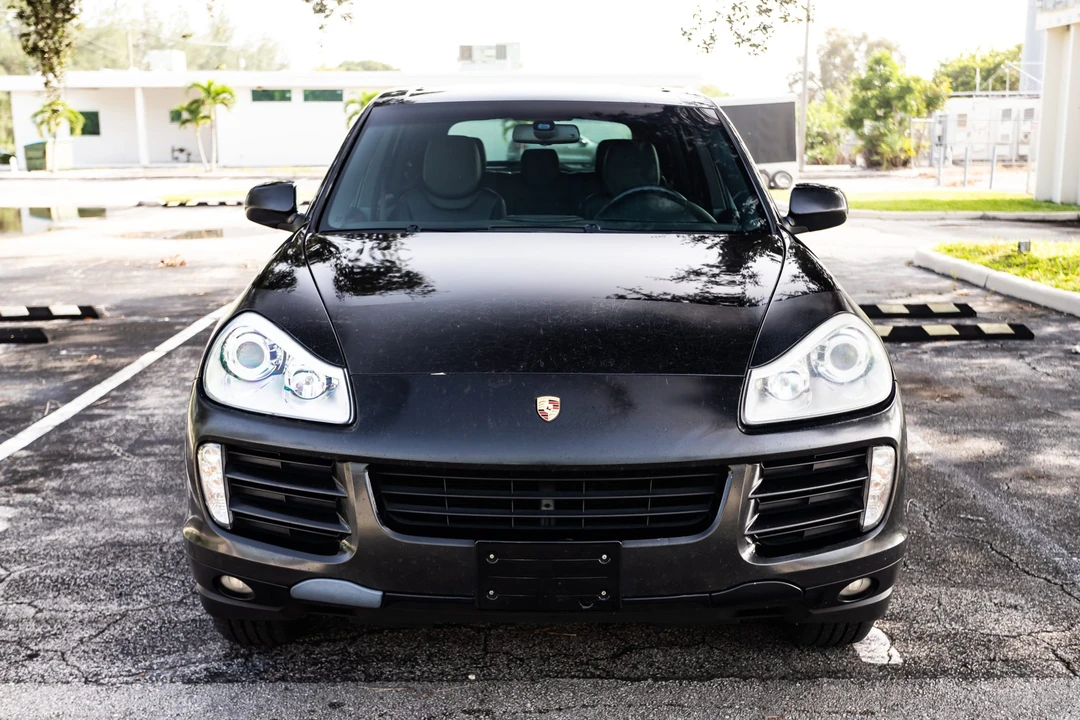 2009 Porsche 955/957 Cayenne - Image 2 of 31
